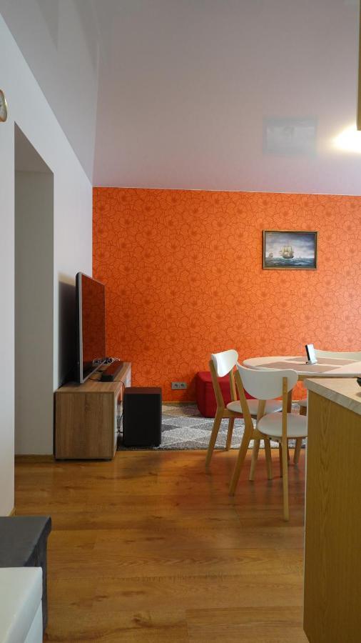 Cozy Telliskivi Apartment Near City Centre Tallinn Extérieur photo